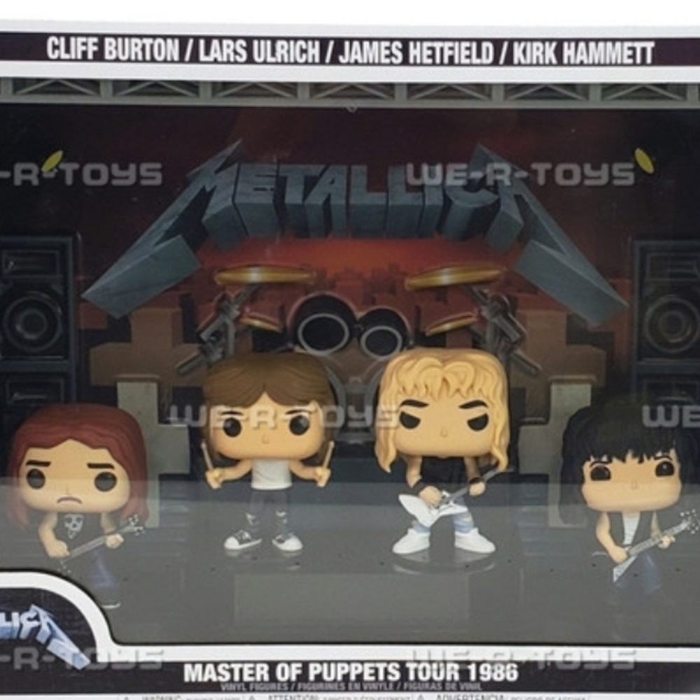 New SEALED Metallica Master of Puppets Tour 1986 Collectible Figures And Stage.